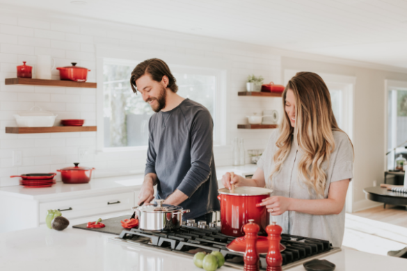 couple cooking