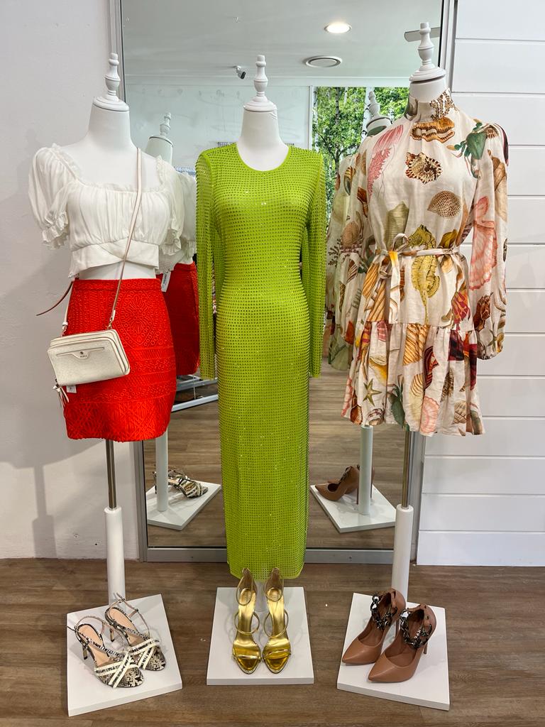 Find quality and designer preloved summer fashion at VENLA resell+relove